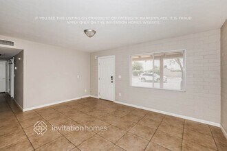 17043 N 15th Ave in Phoenix, AZ - Building Photo - Building Photo