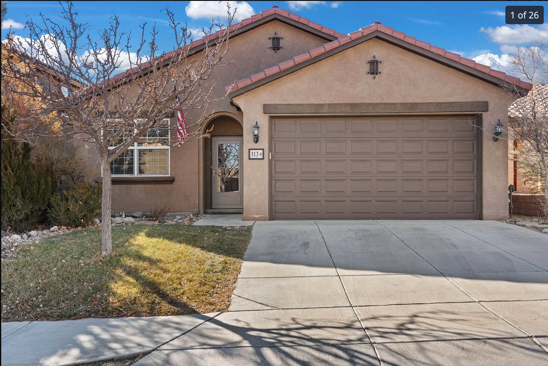 313 Loma Linda Loop NE in Rio Rancho, NM - Building Photo