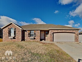 5673 S Lexington Ave in Springfield, MO - Building Photo