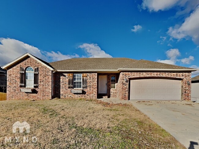 property at 5673 S Lexington Ave