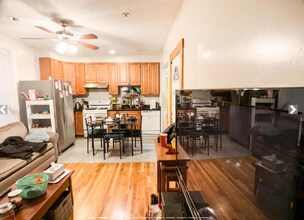 126 Cedar St in Boston, MA - Building Photo - Building Photo