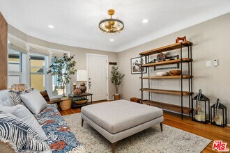 1332 Ocean Park Blvd in Santa Monica, CA - Building Photo - Building Photo