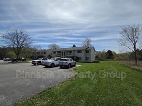 3893 Orr Dr in North Branch, MI - Foto de edificio - Building Photo