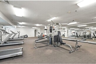 3920 Mystic Valley Pkwy in Medford, MA - Building Photo - Building Photo