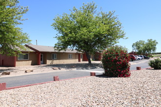 Cinnamon Ridge Apartments in Santa Rosa, NM - Building Photo - Building Photo