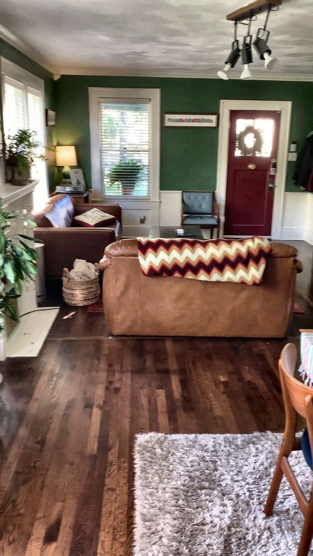 305 Terrace Dr in Austin, TX - Building Photo - Building Photo