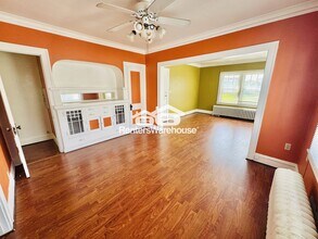 3925 Chicago Ave in Minneapolis, MN - Building Photo - Building Photo
