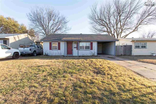 property at 2939 Moffett Ave
