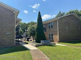 240 Breckenridge Ln in St Matthews, KY - Building Photo