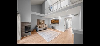 8819 W 106th Ter in Overland Park, KS - Building Photo