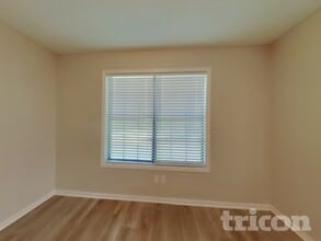 114 Scarborough Ct in Ellenwood, GA - Building Photo - Building Photo