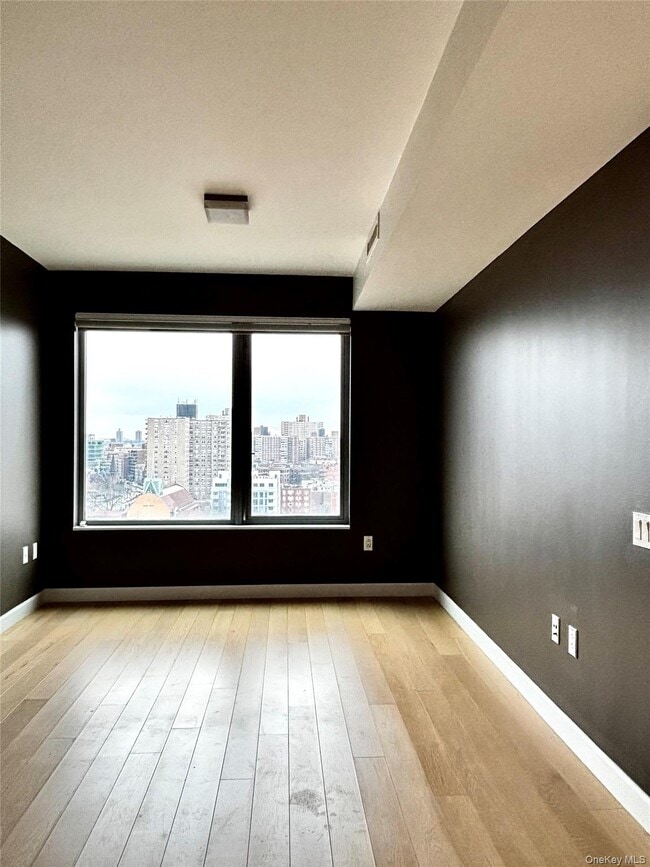 138-35 39th Ave in Queens, NY - Building Photo - Building Photo