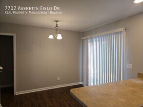 7702 Averette Field Dr in Raleigh, NC - Building Photo - Building Photo