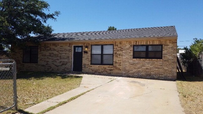 1801 Maple Ave in Midland, TX - Foto de edificio - Building Photo