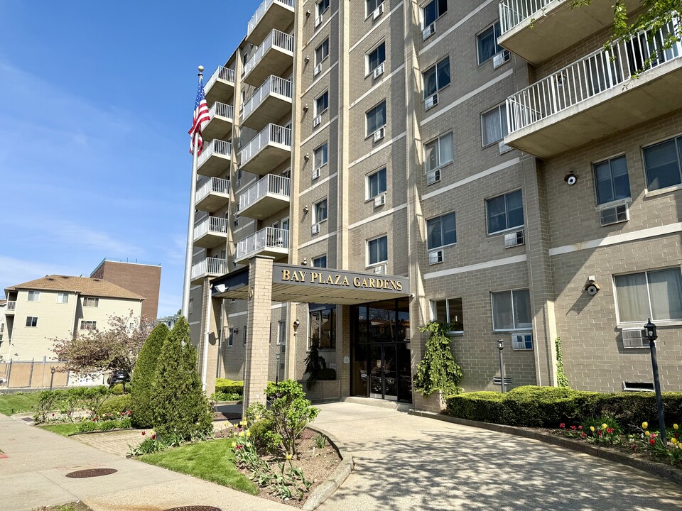 6 New Ln, Unit 7A in Staten Island, NY - Foto de edificio