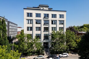 3808 Saint-Antoine Rue O in Montréal, QC - Building Photo