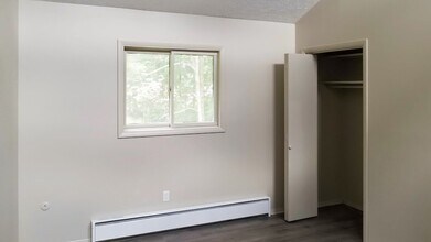 3222 Evergreen Cir in Tobyhanna, PA - Building Photo - Building Photo