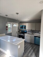 467 Burbank St SE in Washington, DC - Building Photo - Building Photo