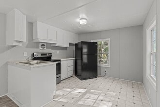 2447 Elkin St SW in Supply, NC - Building Photo - Building Photo