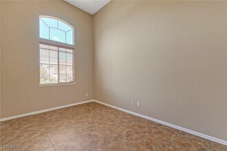 2385 Stansbury Ct in Henderson, NV - Building Photo - Building Photo