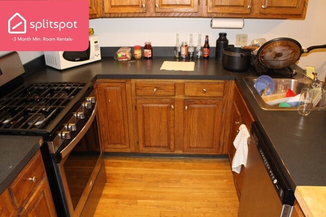 18 S Huntington Ave photo'