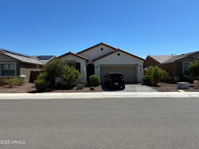 property at 813 S 107th Dr