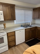 426 Laverne Dr in Green Bay, WI - Building Photo - Building Photo