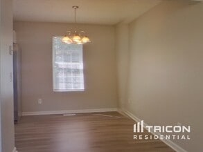 1078 Bridle Creek Dr in Flowery Branch, GA - Building Photo - Building Photo