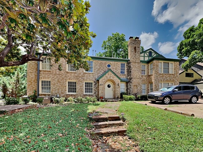 property at 3551 W 4th St