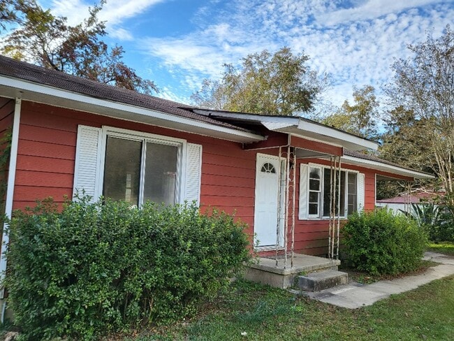 property at 710 Linwood Ave