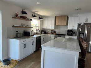 1455 Fairway Dr in Dunedin, FL - Building Photo - Building Photo