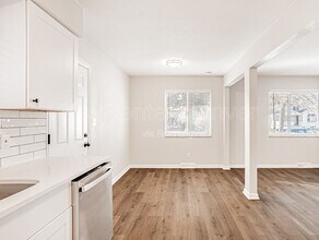 4762 S Acoma St in Englewood, CO - Building Photo - Building Photo