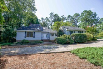 115 Fox Hunt Ln in Southern Pines, NC - Building Photo - Building Photo