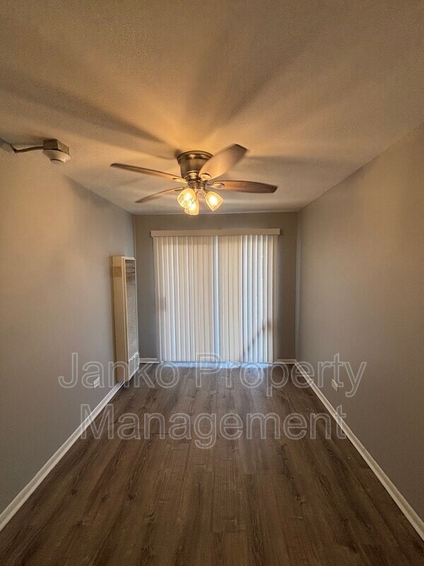 property at 3351 Commercial Ave