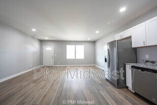 1240 W 18th St in Indianapolis, IN - Building Photo