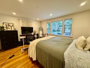 177 Faneuil St, Unit 1 in Boston, MA - Building Photo - Building Photo
