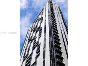 151 SE 1st St, Unit 1109 in Miami, FL - Foto de edificio - Building Photo