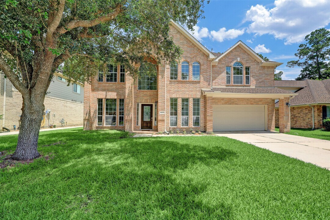 8403 Silver Lure Dr in Humble, TX - Building Photo