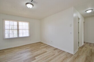 306 Wittel Ave in Opelika, AL - Building Photo - Building Photo