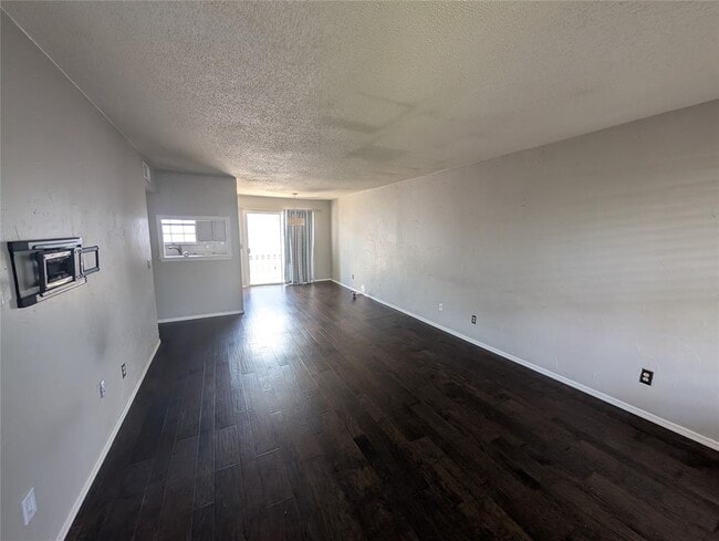 11327 N May Ave in Oklahoma City, OK - Building Photo - Building Photo