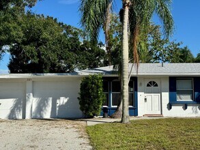 305 Bay Vista Ave in Osprey, FL - Building Photo - Building Photo