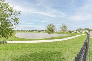 18307 Yaupon Bough Ln in Tomball, TX - Building Photo