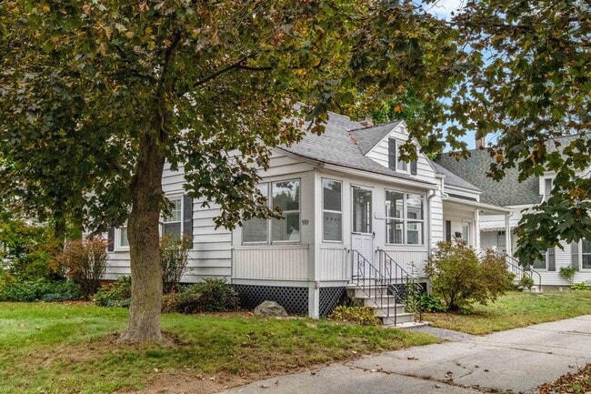 property at 989 Union St