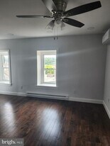 217 Green Ln
