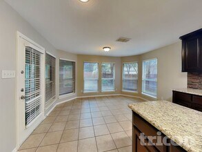 5004 Saddlehorn Dr in Arlington, TX - Building Photo - Building Photo