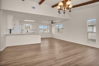 539 Pompano St in Bayou Vista, TX - Building Photo - Building Photo