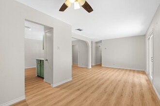 3422 Quakertown Dr in San Antonio, TX - Building Photo - Building Photo
