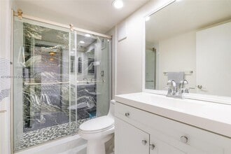 13167 SW 11th Ln Cir in Miami, FL - Building Photo - Building Photo