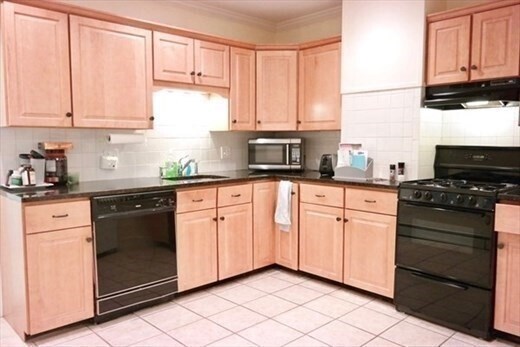 property at 18 Union St