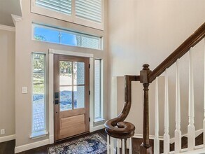 8915 Spicebrush Dr in Austin, TX - Building Photo - Building Photo